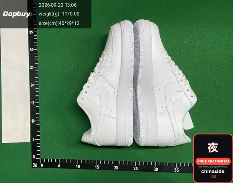 Nike Air Force 1 Sneakers