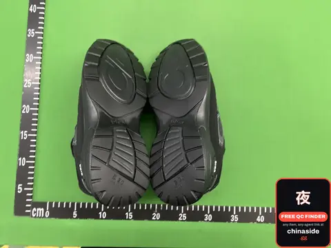 Black Sneakers