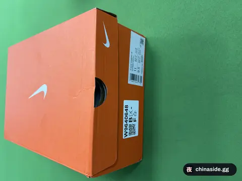 Nike Vomero 18 Sneakers