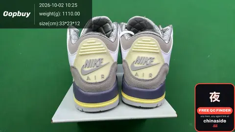 Nike Air Jordan 4