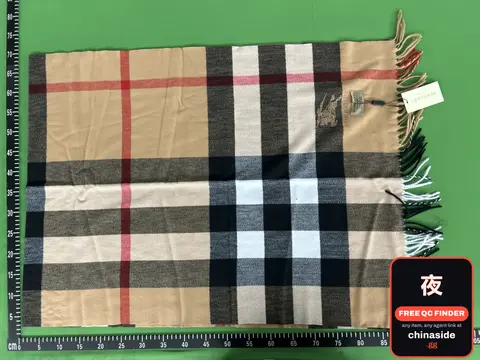Heart-checkered Cashmere Scarf