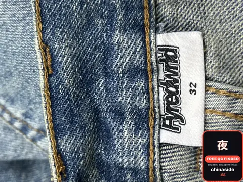 American Style Retro Ripped Jeans