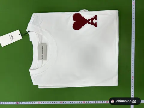 Minimalist Solid-Color Short-Sleeve Top