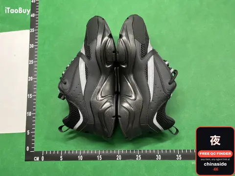 Black Sneakers