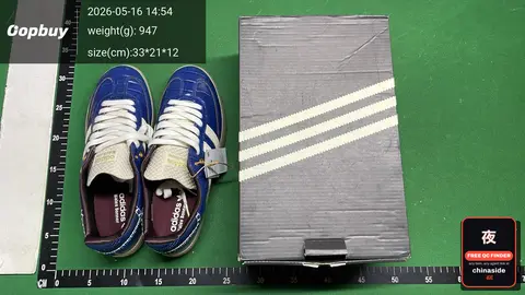 Unisex White Training Sneakers
