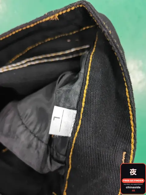 Black Jeans