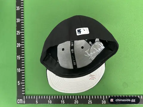 NY cap red