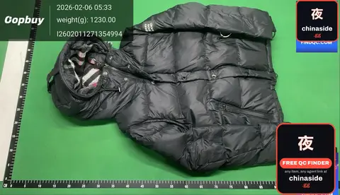 Detachable Hooded Puffer Jacket