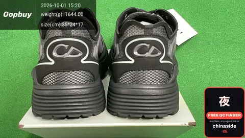 Black Sneakers