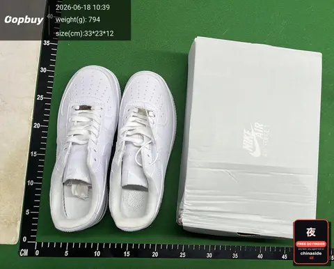 Sports Shoes