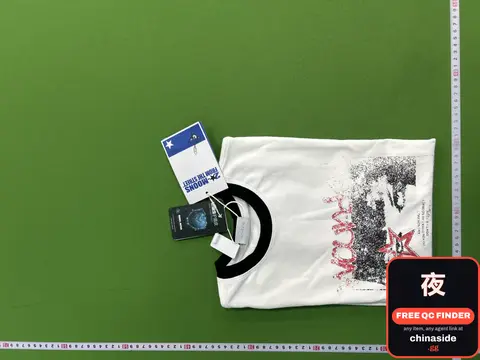 T-Shirt With Graphic Print