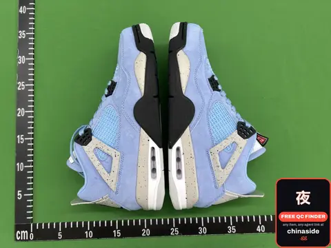 Air Jordan 4 Retro
