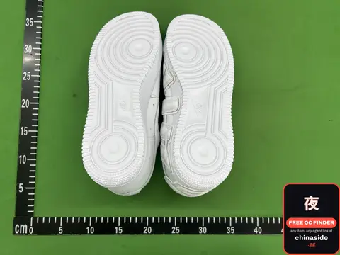 Nike Air Force 1 Sneakers