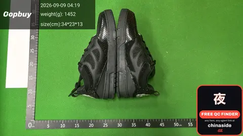 Black Sneakers