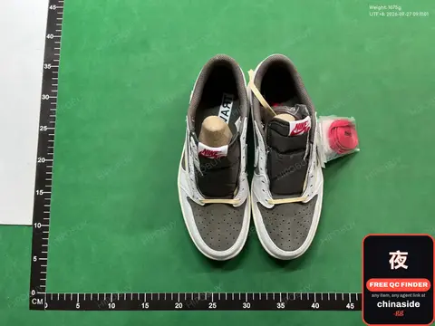 Air Jordan 1 Low TS Sneakers