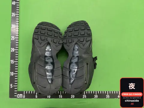Black Sneakers
