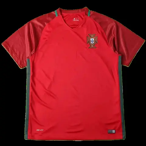 16 season Portugal home retro Fan version