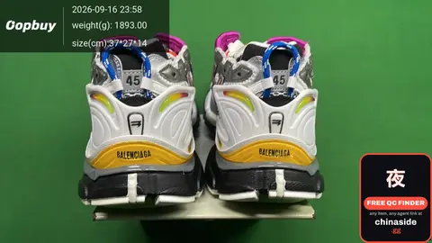 Runner 7.0 Sneakers