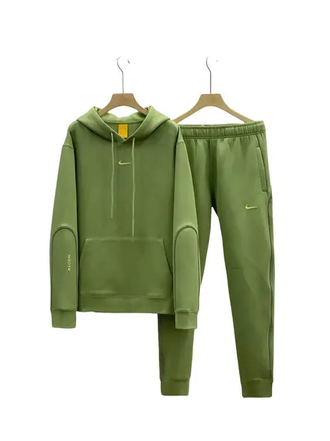 Nike Set 18+ colorways