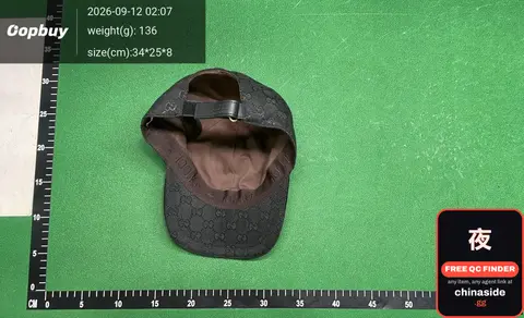 Jin Dian Alphabet Baseball Cap