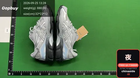 Asics Gel-Kayano Sneakers