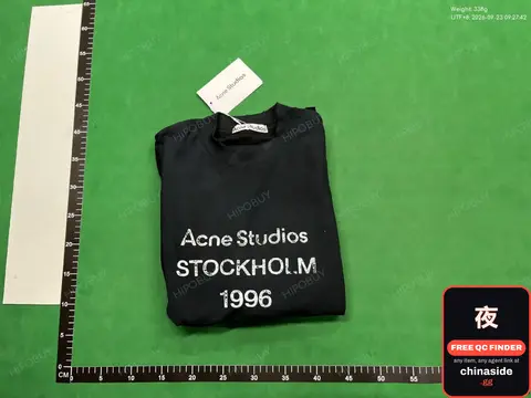 AS Long-Sleeve Sweatshirt