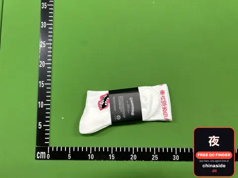 Crowe Love Graffiti Sports Socks