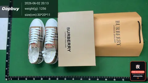 Letter-Printed Sports Sneakers