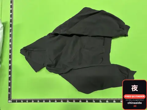 Black Sweatshirt