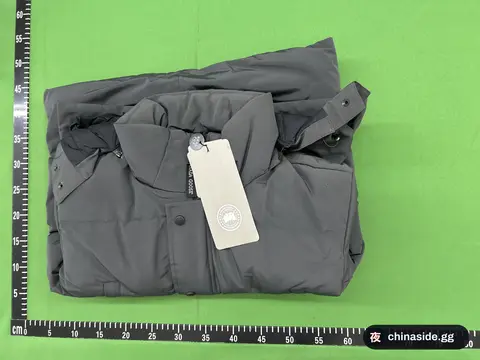 Canada Goose Puffer Jacket