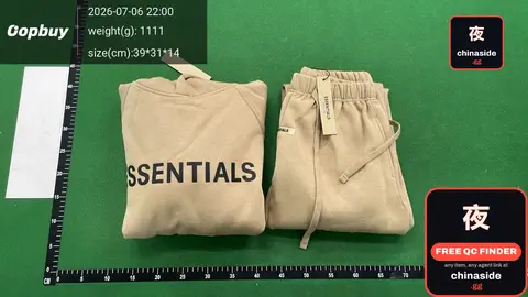 1977 Sweatshirt