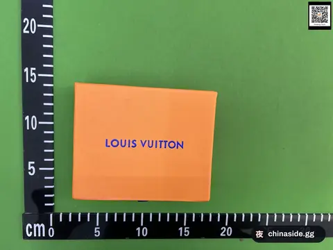 Graffiti Card Holder