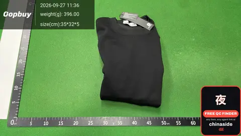 Black Crew Neck Sweatshirt