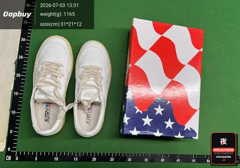 Autry White Leather Sneakers