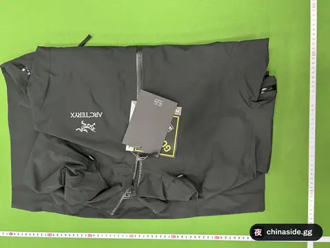 Arc'teryx Beta LT Hardshell Jacket