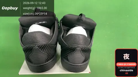 Nike Air Max Sneakers