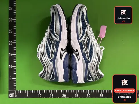 OMNI 9 Sneakers