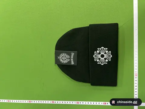 Joker Knitted Hat