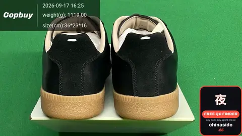 MM6 Maison Margiela Flat Sneakers