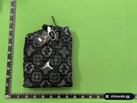 All-Matching Hooded Hoodie