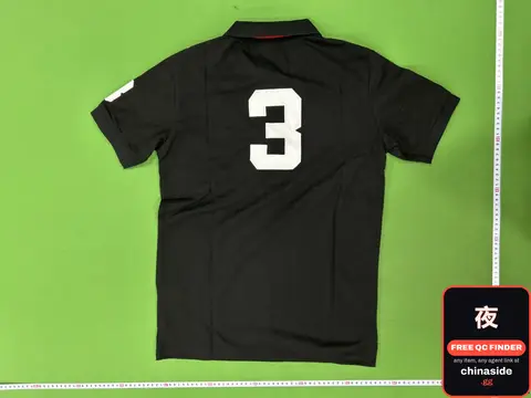 Polo Shirt With Number 3