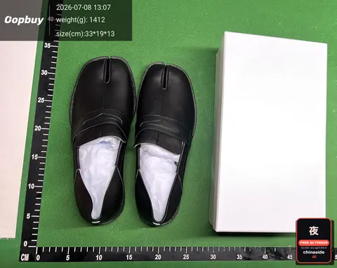Split-Toe Leather Loafers