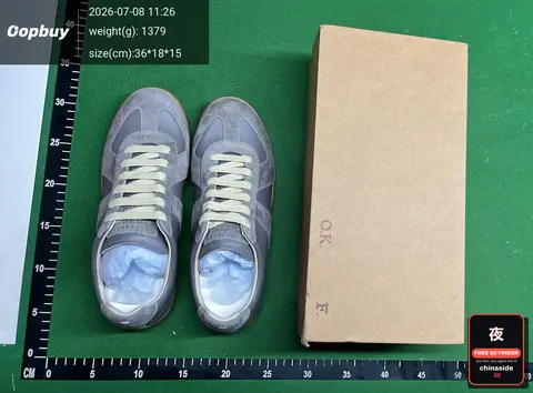 Dexun White Genuine Leather Sneakers