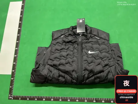 Nike Puffer Vest