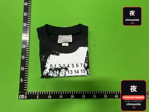 Numbered Graphic T-Shirt