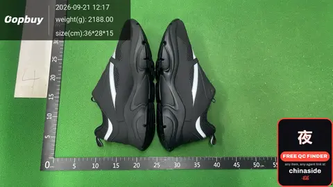 Black Sneakers