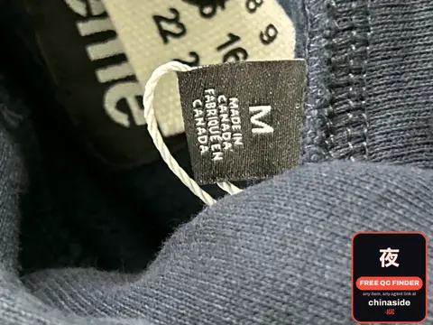Sweatshirt
