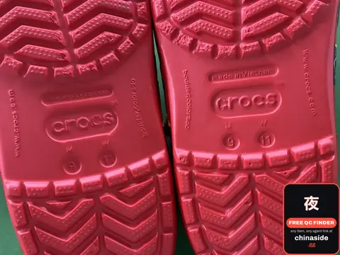Crocs Classic Clogs