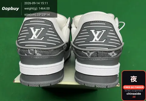 Louis Vuitton Sneakers