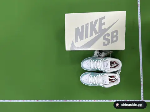 Comfortable Low-Top Sneakers
